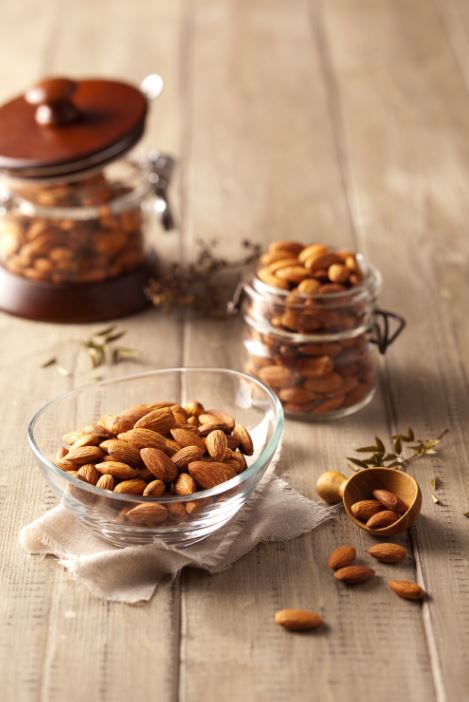 Eat a handful of almonds regularly to curb the onset of Diabetes